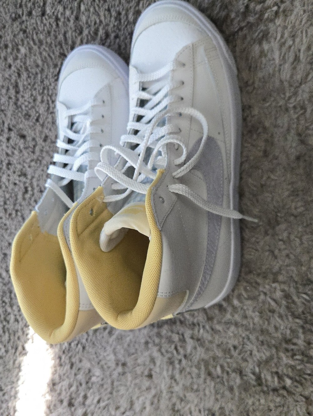 Nike Blazer Mid 77 Girls 7Y Easter Style Yellow Violet And Whit 1026 - Picture 6 of 8